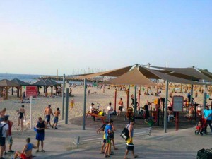 Пляж Мэцицим